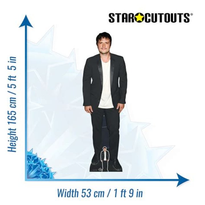 Body Measurements of Josh Hutcherson with Height Weight Shoe Size Stats