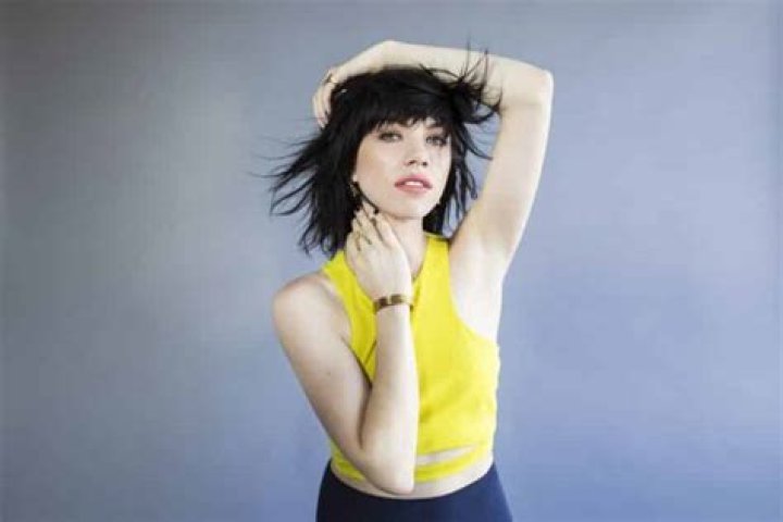 Carly Rae Jepsen Net Worth