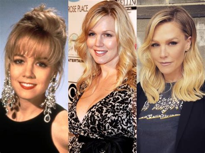 Jennie Garth Bra Size, Age, Weight, Height, Measurements