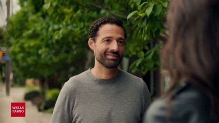 Wells Fargo Commercial Actress: Meet Regina King