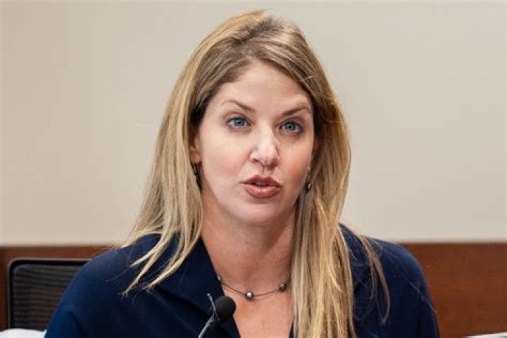 Wendi Adelson (Charlie Adelson’s Sister) Wiki, Age, Parents, Husband, Kids and More