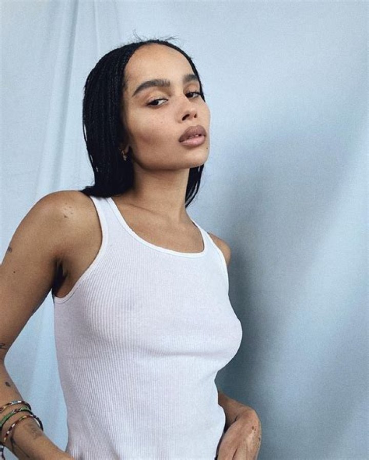 Zoe Kravitz – Height, Weight, Bra Size, Measurements & Bio